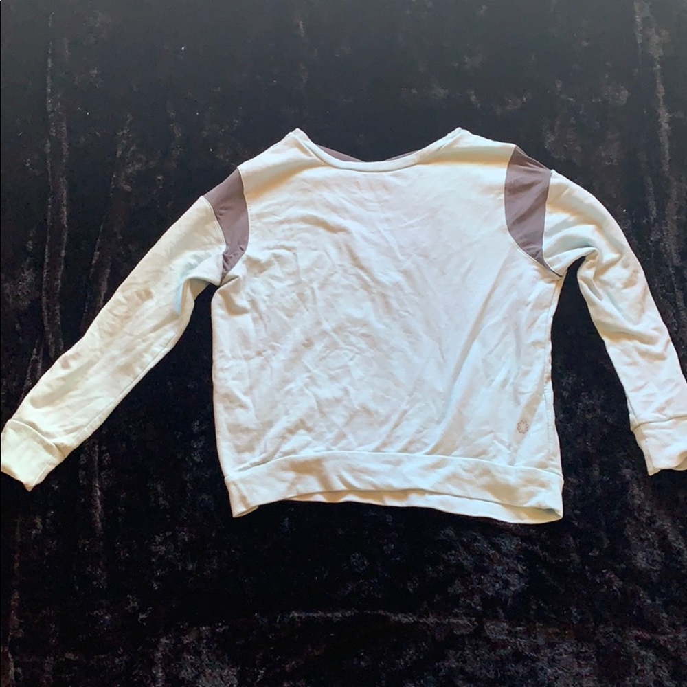 Medium top active wear